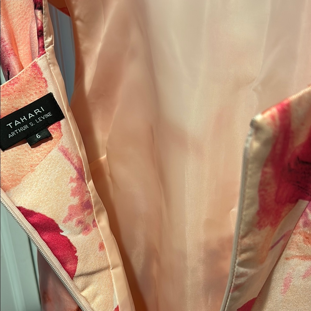 NWOT Tahari Floral Pink Dress - Picture 3 of 3